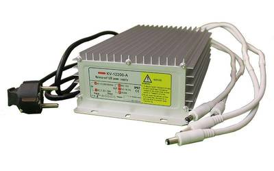 Alimentation étanche de couleur argentée "KV-12200-A" avec câbles et prise EU, idéale pour les systèmes d'éclairage LED dans les environnements humides.