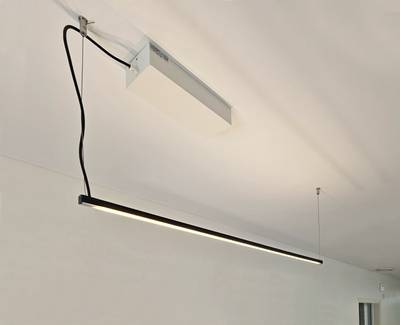POWER 2 mètres - noir, luminaire à LED suspendu, température de couleur réglable, lumière vers le haut et vers le bas.