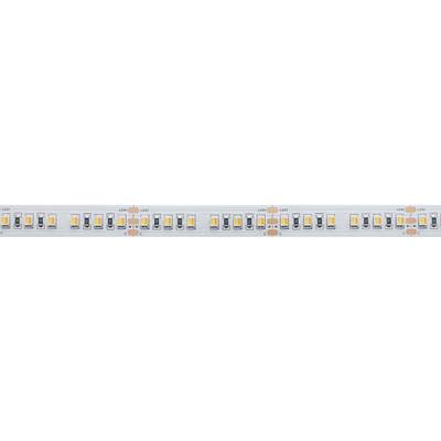 Bande lumineuse à LED en gros plan avec petites ampoules et résistances sur un circuit imprimé blanc flexible pour des solutions d'éclairage à faible consommation d'énergie.