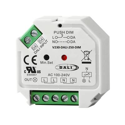 Appareil DALI DIM avec connecteurs verts et ports d'entrée/sortie étiquetés dans un boîtier blanc pour des solutions avancées de contrôle de l'éclairage.