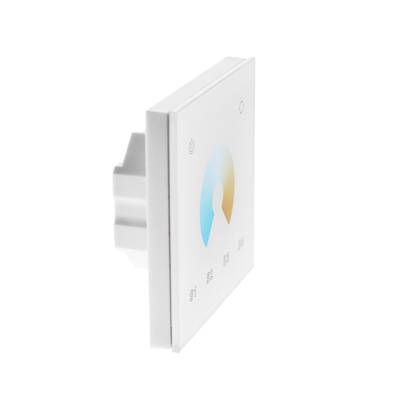 Interrupteur intelligent : design minimaliste avec contrôle de l'inclinaison, commandes tactiles sur un panneau carré blanc pour des solutions d'éclairage LED modernes.