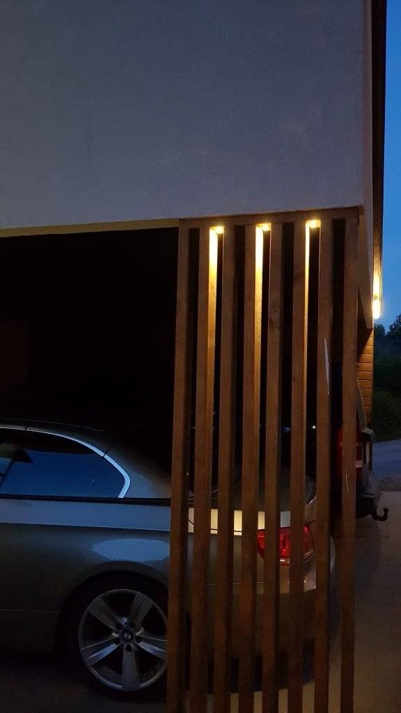 Eclairage de garage et d\'abri de voiture