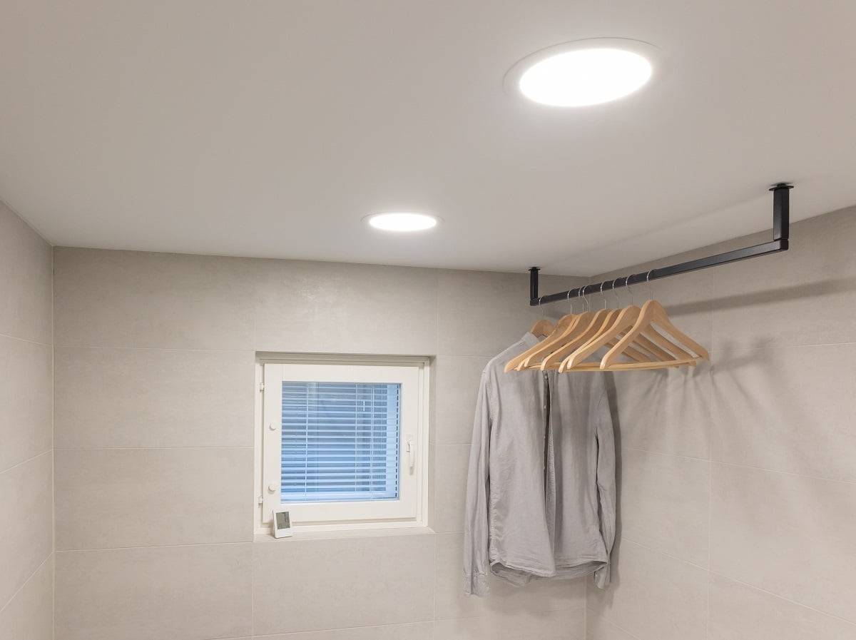 Dans une buanderie, même l'éclairage général est important. ©LedStore