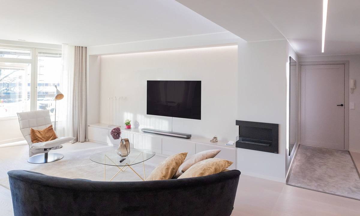 L'éclairage mural de la télévision égalise la luminosité dans vos yeux lorsque vous regardez la télévision. ledStore