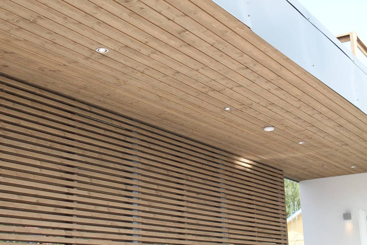Salon du logement 2014 : spot R023 en aluminium brossé sur le toit de la terrasse. Ledstore.fi