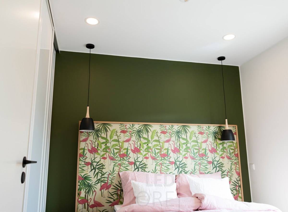 Salon du logement 2020 : plafond rond de 200 mm au plafond de la chambre à coucher comme éclairage général. Ledstore.fi