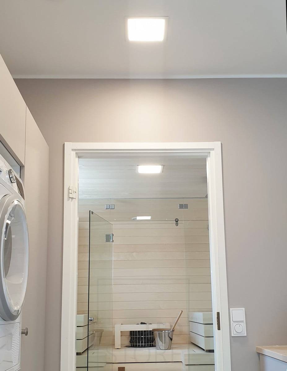 Salon du logement 2020 : panneau LED 200x200 au plafond. Ledstore.fi
