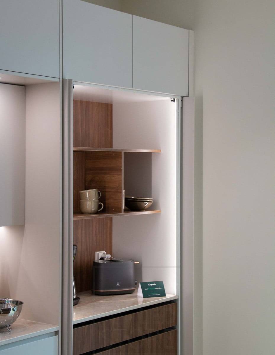 Meuble de petit déjeuner avec éclairage led. Ledstore.fi