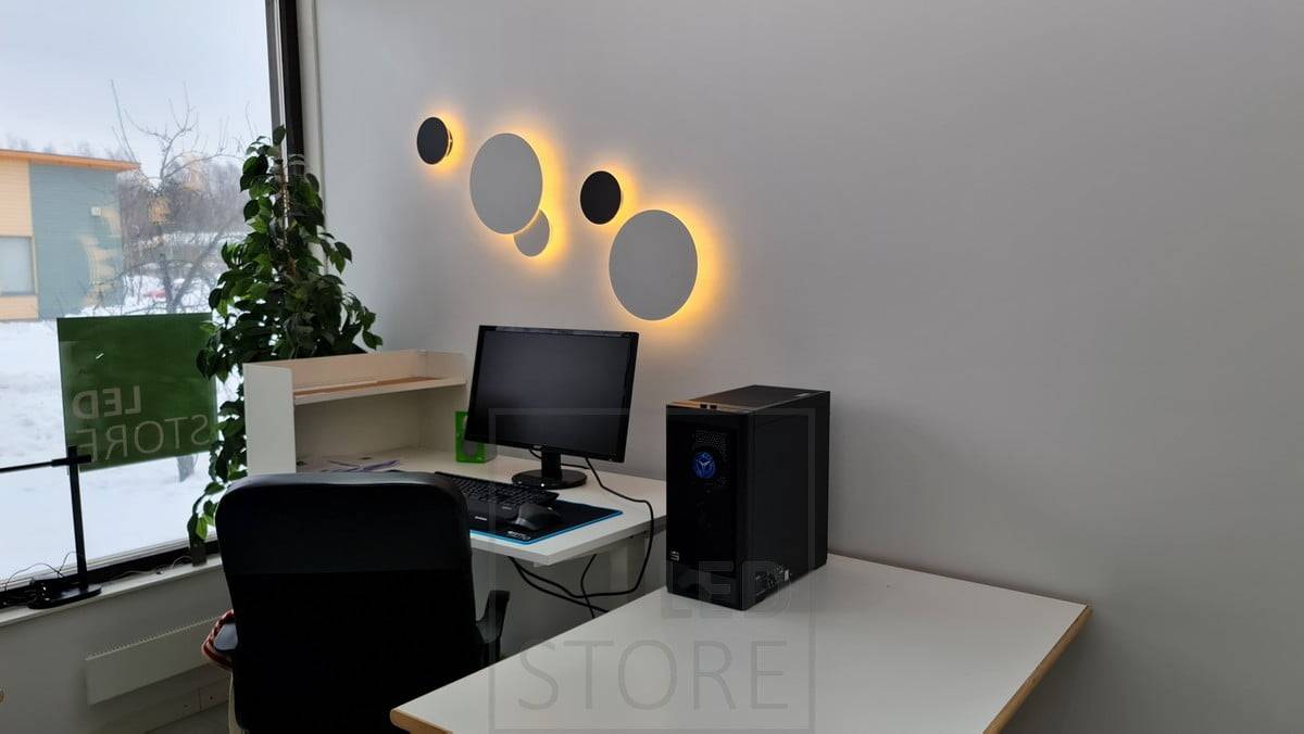 Applique décorative ECLIPSE avec température de couleur réglable. Les appliques peuvent être assemblées pour créer l'ensemble parfait pour vous Ledstore.fi