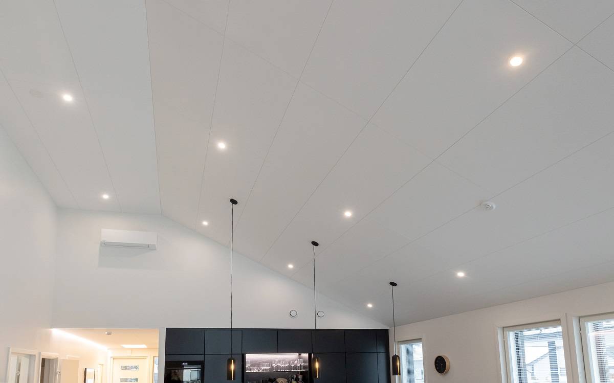 Downlights LED au plafond de la cuisine