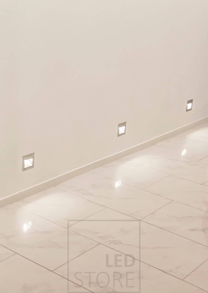 Les luminaires muraux encastrés IN-WALL créent une lumière indirecte au niveau du sol. Convient pour une utilisation dans les escaliers comme éclairage de marche ou comme éclairage de couloir. En connectant IN-WALL à un détecteur de présence, vous obtenez une solution fonctionnelle pour l'éclairage nocturne. Ledstore.fi