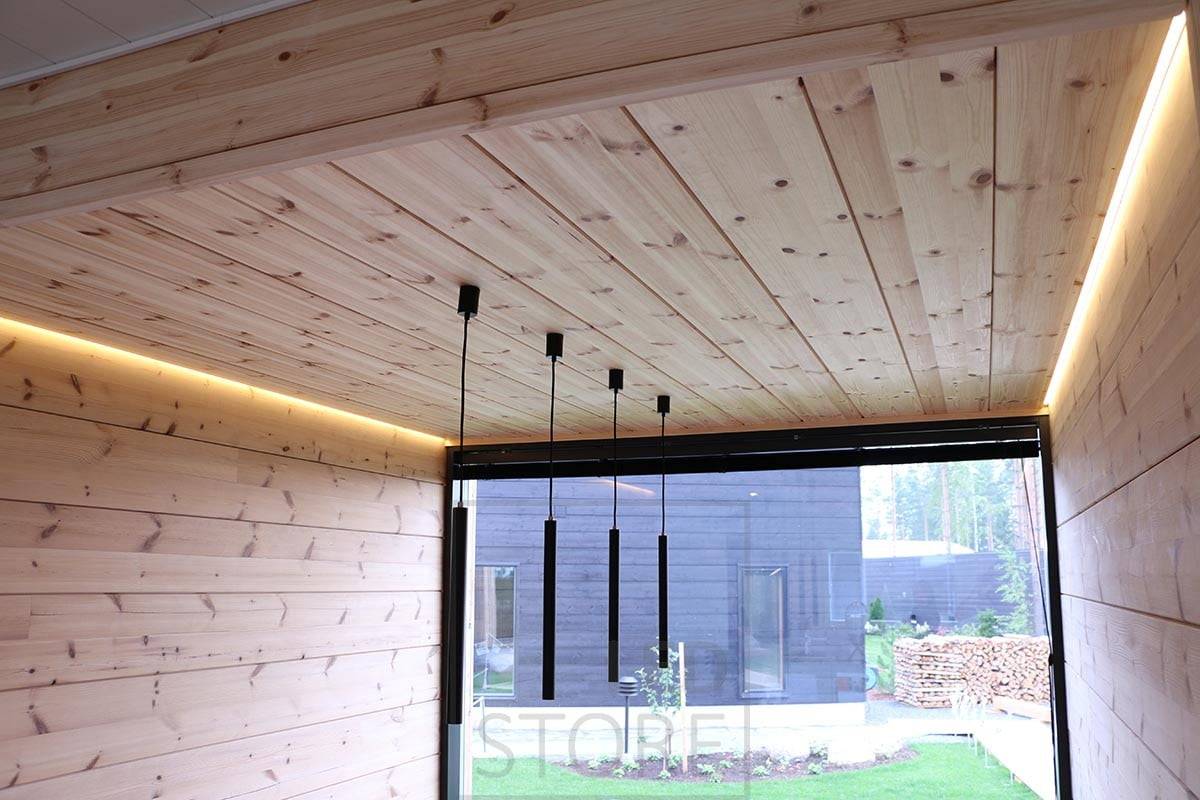 Magnifique éclairage indirect entre le plafond et le mur, éclairant doucement à travers le mur. Ledstore.fi