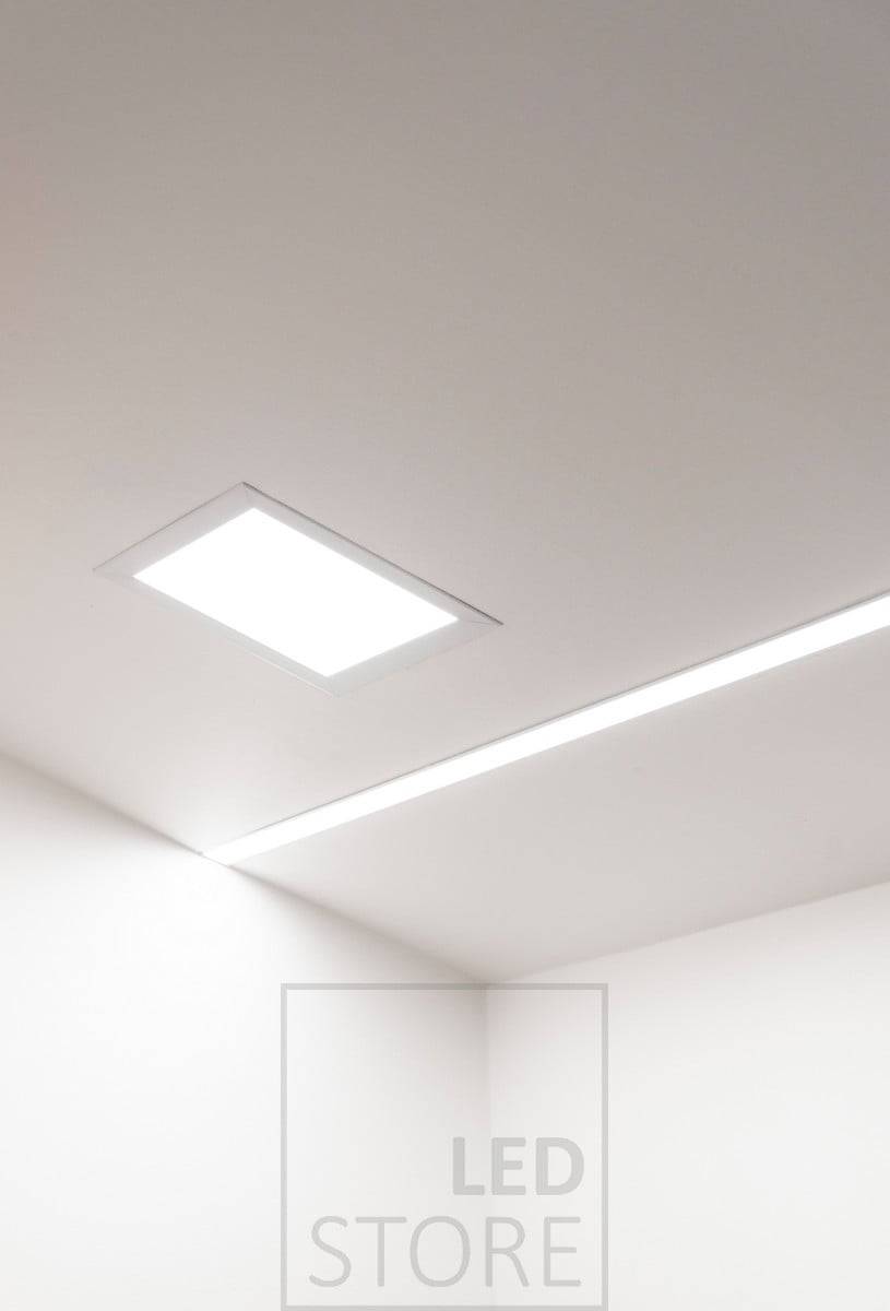 Luminaire à panneau et profilé encastré large. Profilé encastré large avec 2 bandes de LED à l'intérieur. Ledstore.fi