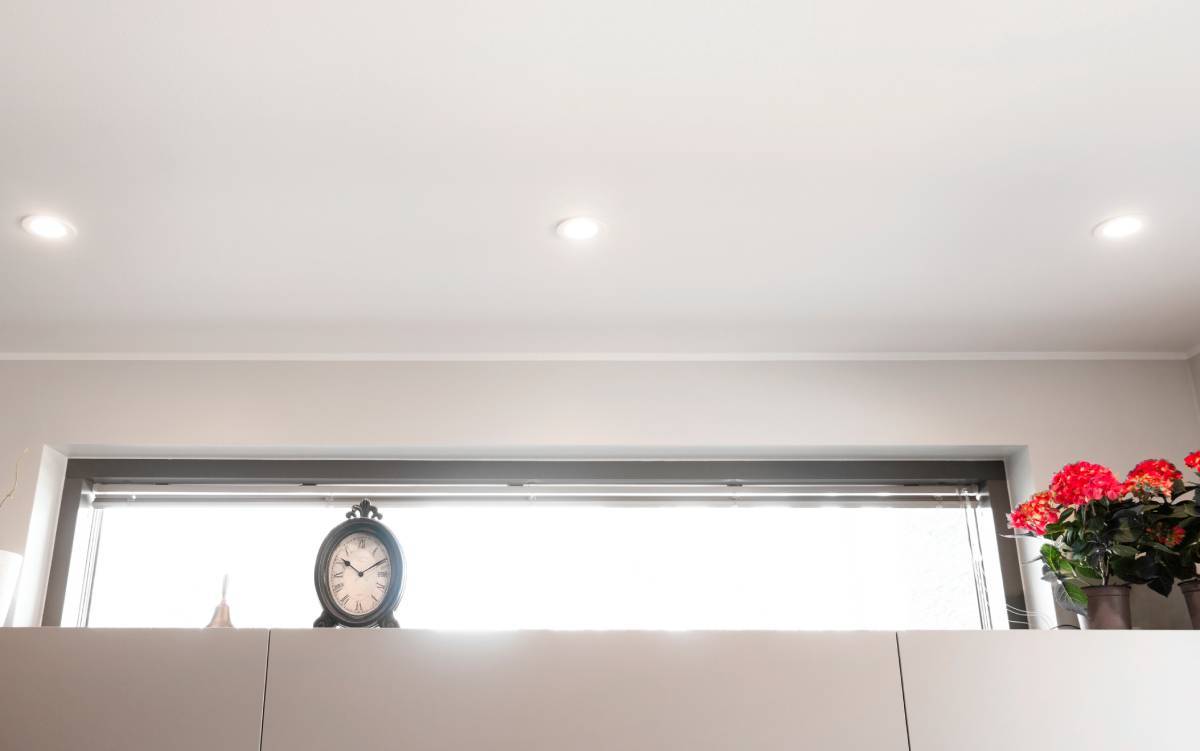 Carré vert avec le texte blanc "LED STORE" au milieu - promotion de solutions d'éclairage efficaces sur le plan énergétique.