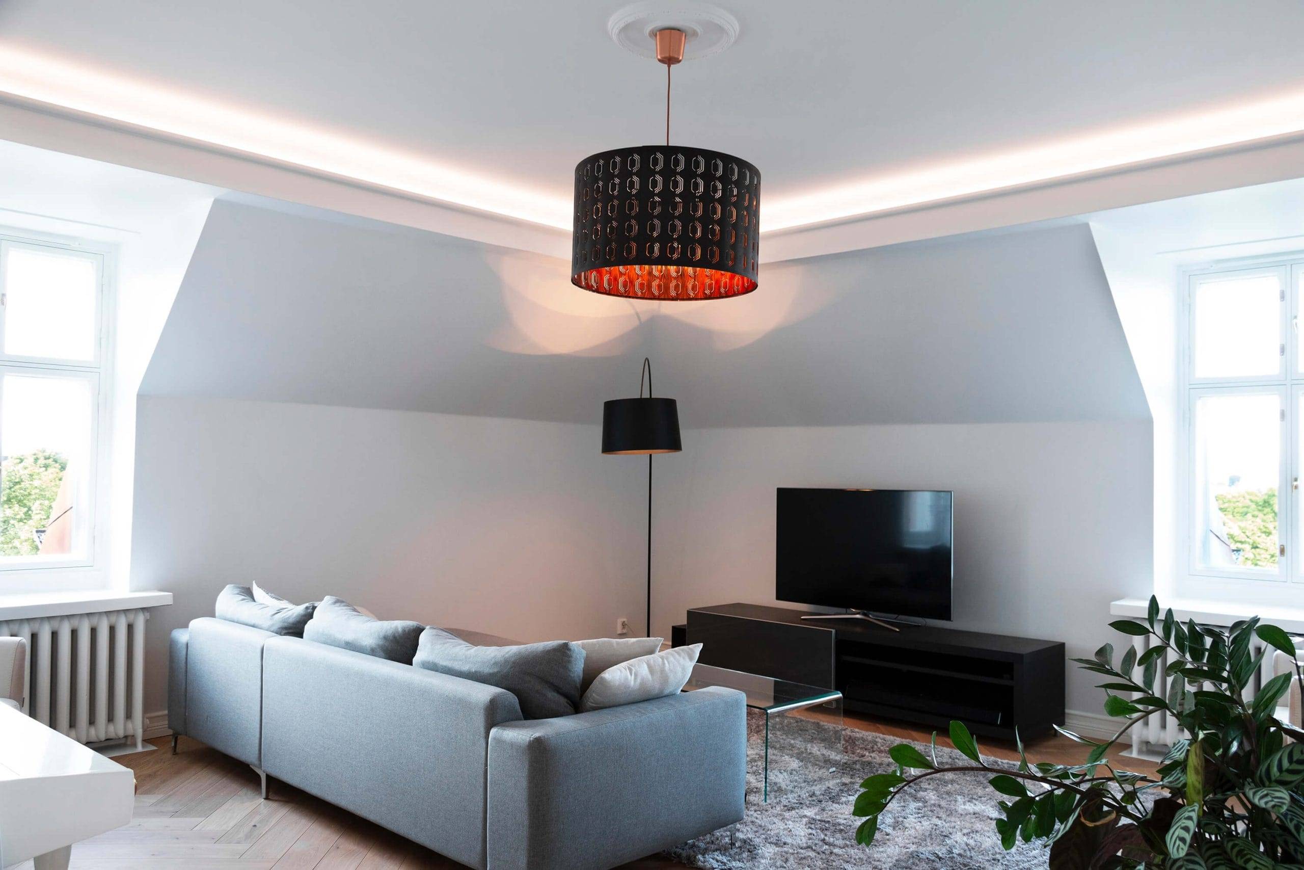 Bande lumineuse indirecte à leds dans le salon, LedStore.fi