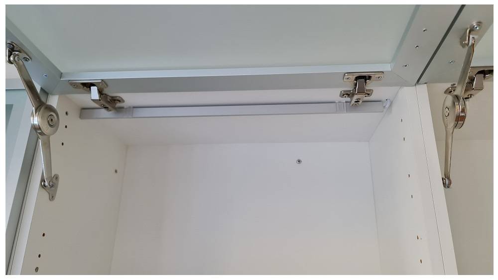 Le profilé Led s'intègre parfaitement dans l'armoire