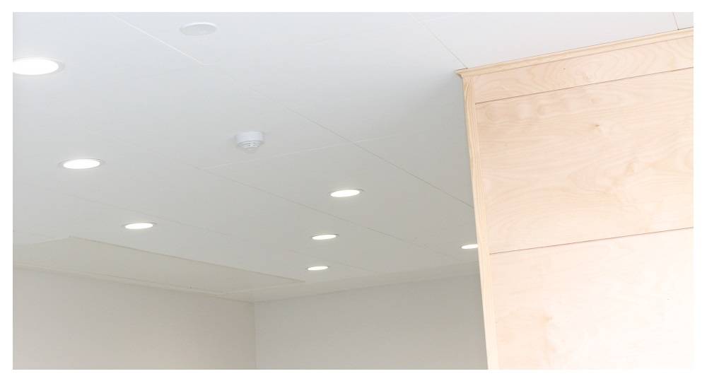 Erreurs de conception de l'éclairage - Trop de luminaires au plafond