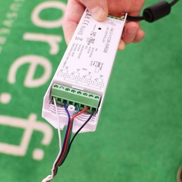 Commande sans fil, récepteur pour bande CCT et RGB