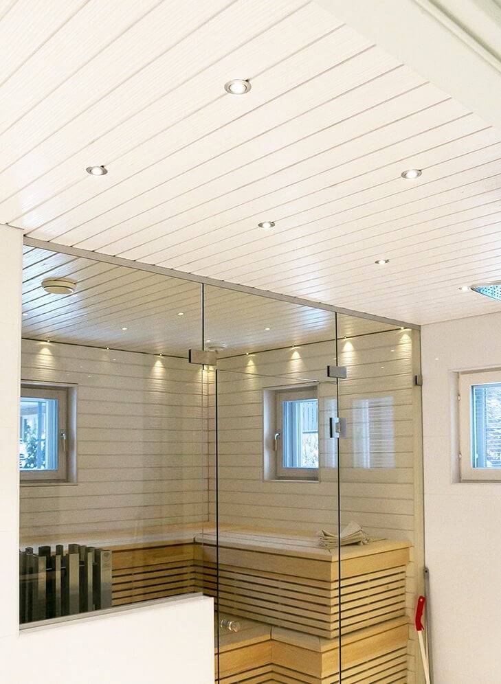 Fond vert avec un texte carré blanc en gras "LED STORE" promouvant des solutions d'éclairage LED efficaces sur le plan énergétique.