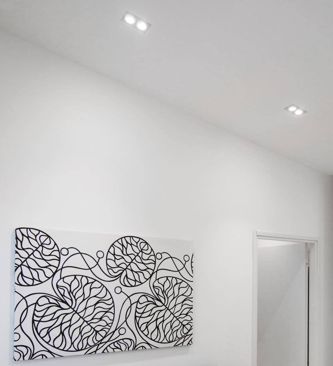 Logo LED STORE sur fond vert, lettres majuscules blanches sur un contour carré pour une visibilité et une image de marque optimales.